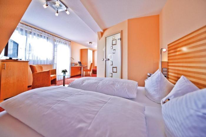 Danner'S Hotel Loewen Marschalkenzimmern Habitación foto